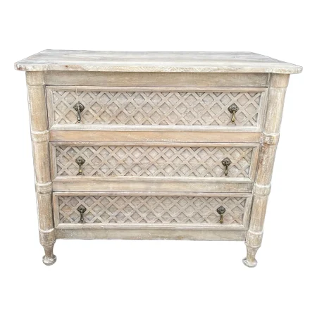 Rustic Farmhouse 3-Drawer Bachelor’s Chest