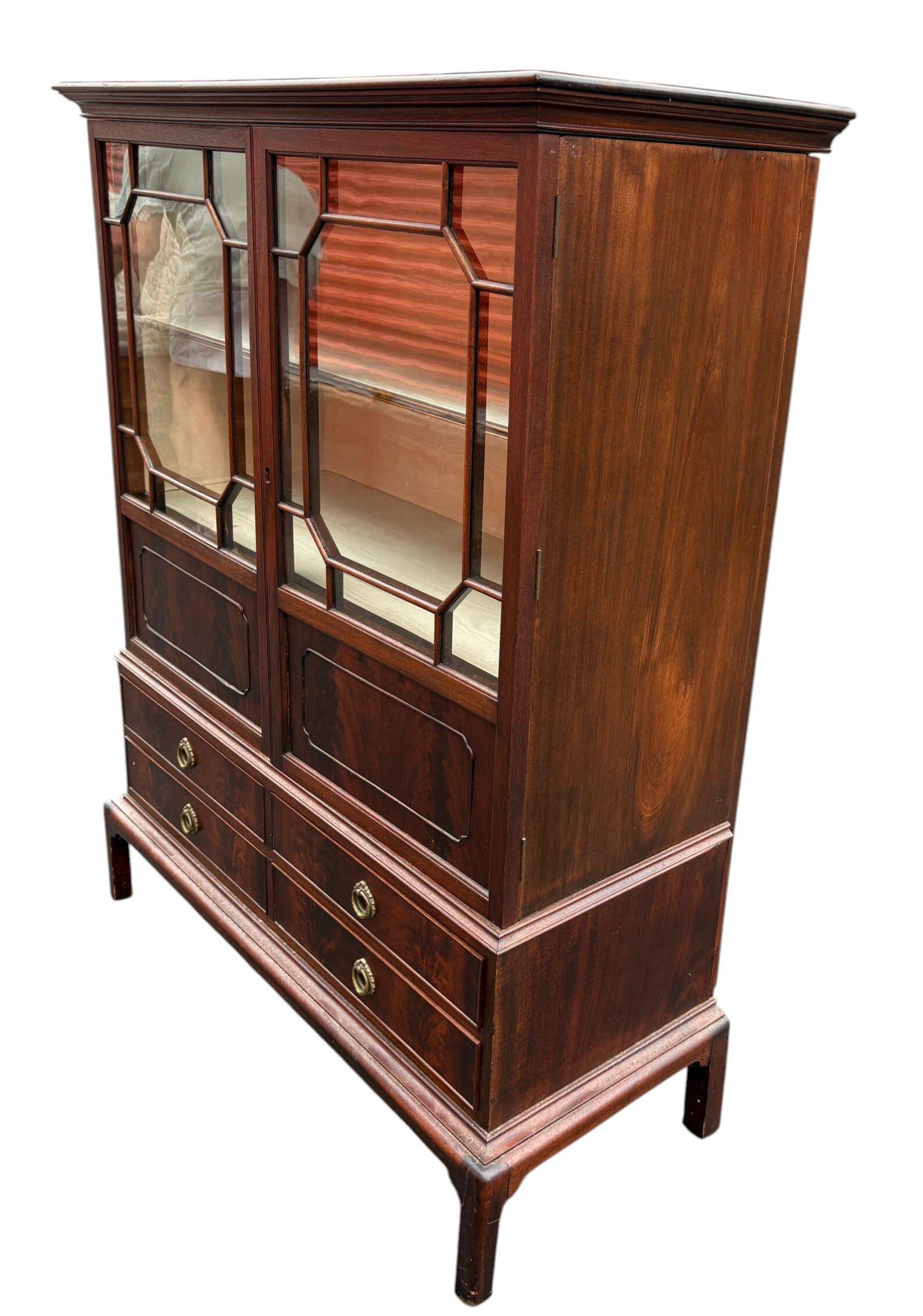 Antique English George lll Mahogany Cabinet - Image 4